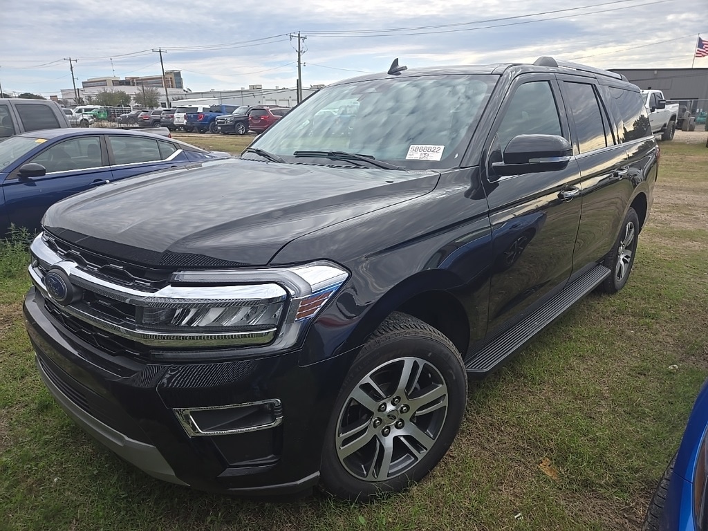 2024 Ford Expedition Limited's photo