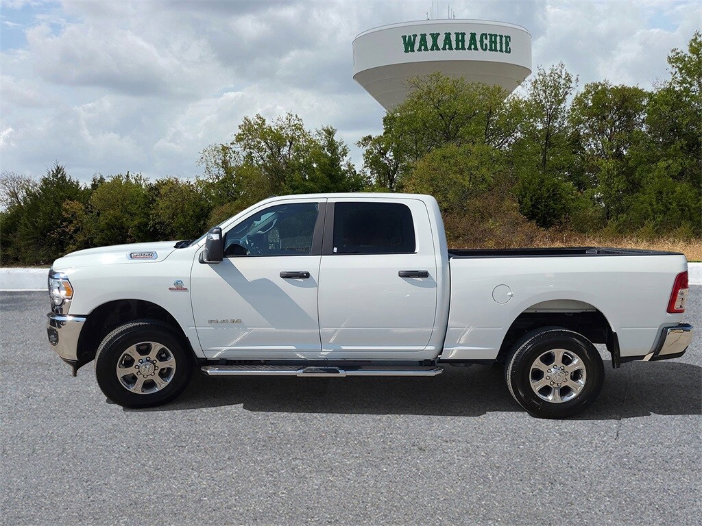 2024 Ram 2500 Big Horn photo 3