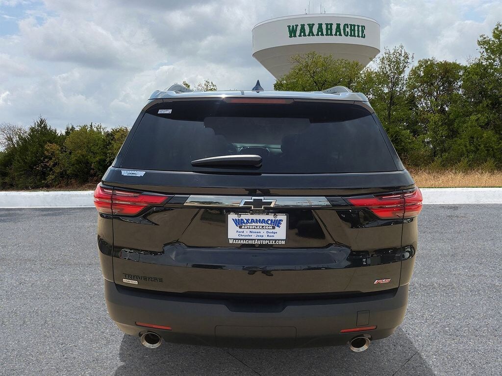 Used 2024 Chevrolet Traverse Limited RS SUV