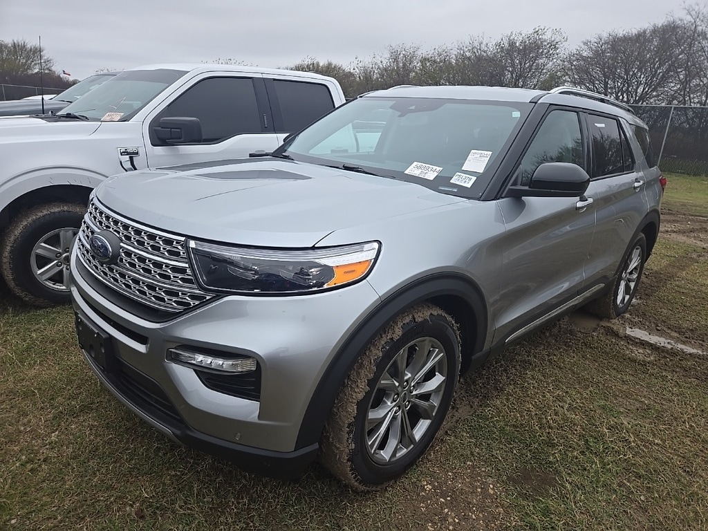 2024 Ford Explorer Limited's photo