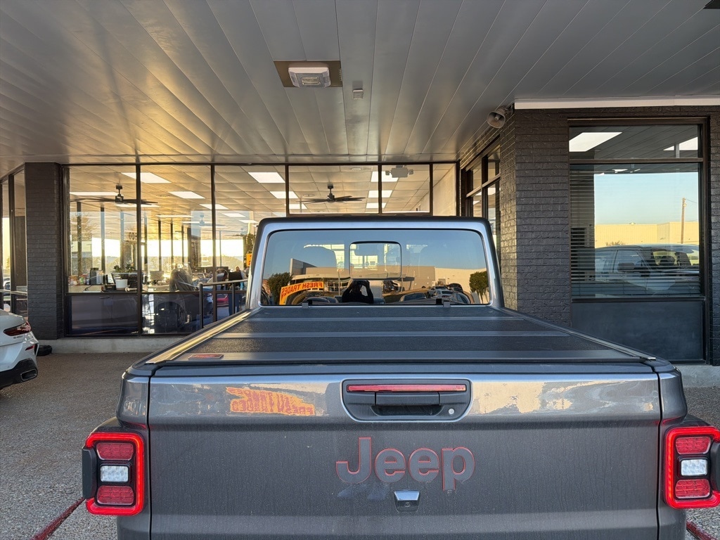 New 2025 Jeep Gladiator Mojave Truck