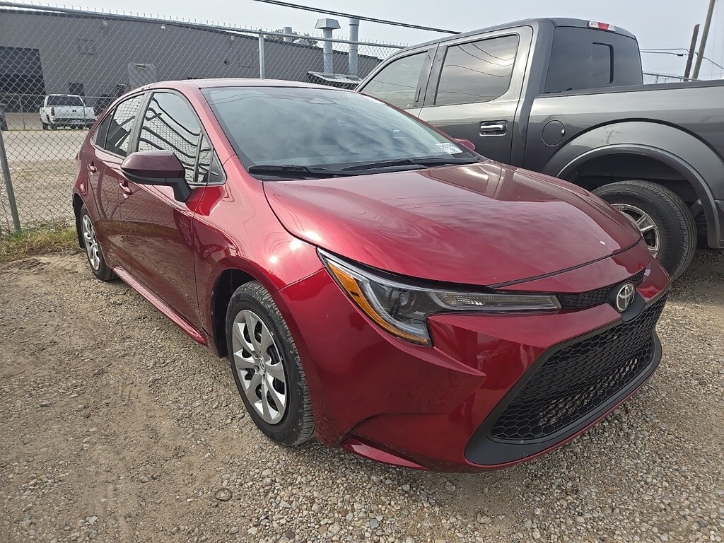 Used 2025 Toyota Corolla LE Sedan