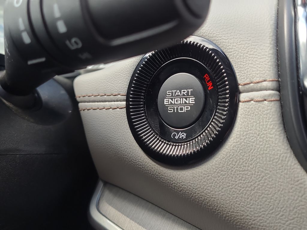 2025 Jeep Compass Limited - Photo 27