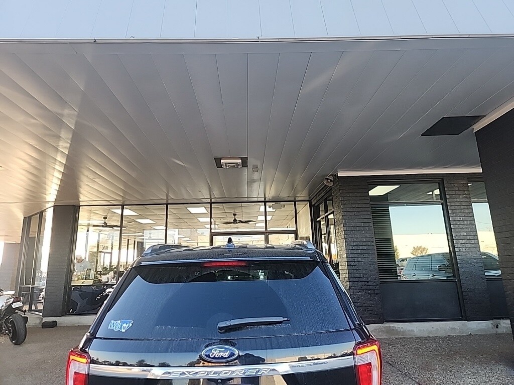 Used 2016 Ford Explorer XLT SUV