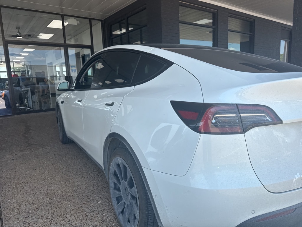 Used 2022 Tesla Model Y Long Range with VIN 7SAYGDEE1NF386045 for sale in Waxahachie, TX