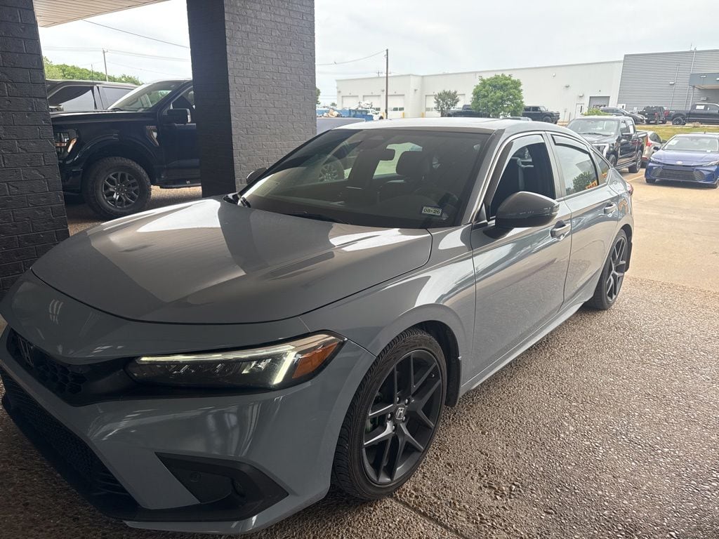 2023 Honda Civic Sport Touring CVT's photo