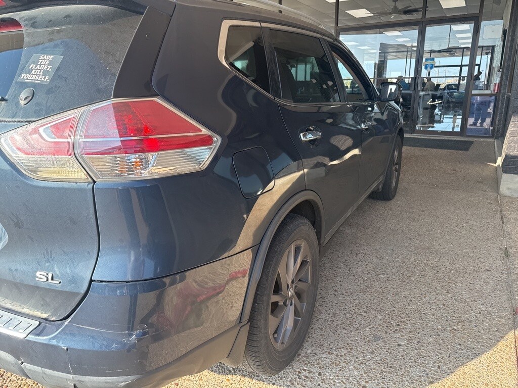 Used 2016 Nissan Rogue SL SUV