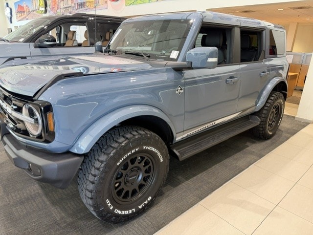 New 2025 Ford Bronco Outer Banks