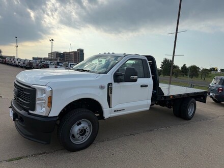 2025 Ford F-350SD XL Chassis