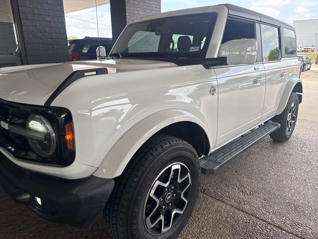 2023 Ford Bronco 4-Door Outer Banks