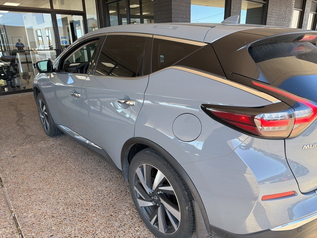 2023 Nissan Murano SL photo 2