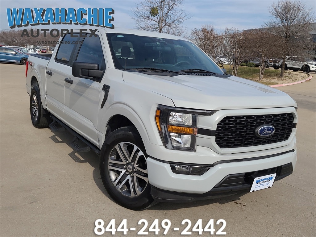 2023 Ford F-150 XL's photo