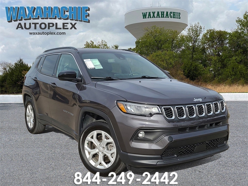 Used 2024 Jeep Compass Latitude SUV