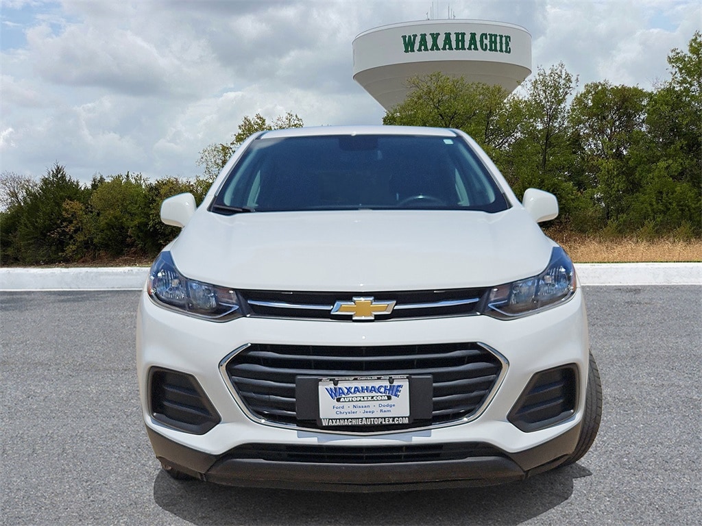 Used 2019 Chevrolet Trax LS with VIN 3GNCJKSB6KL359659 for sale in Waxahachie, TX
