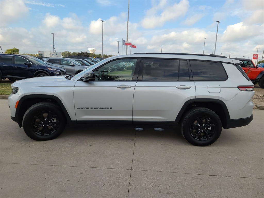 Used 2024 Jeep Grand Cherokee L Altitude SUV
