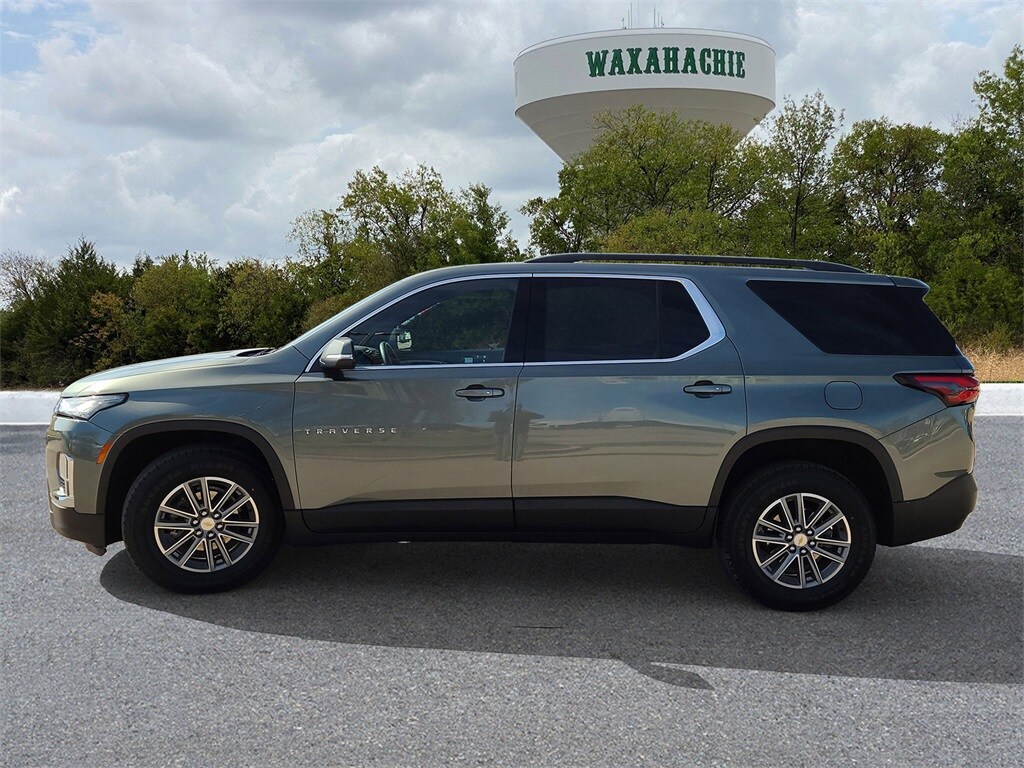 Used 2023 Chevrolet Traverse LT SUV