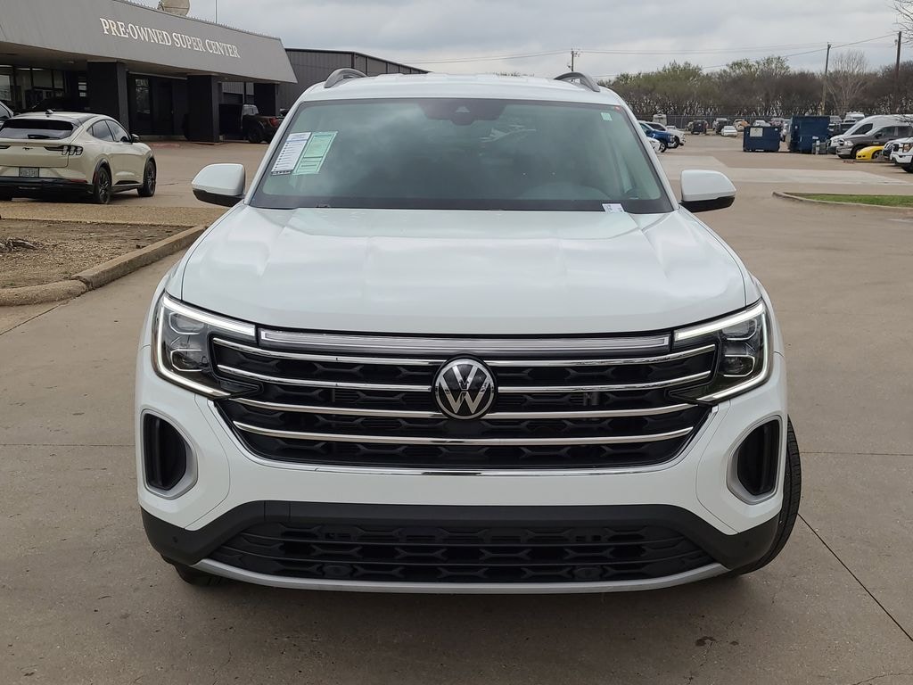 Used 2025 Volkswagen Atlas 2.0T SE w/Technology SUV