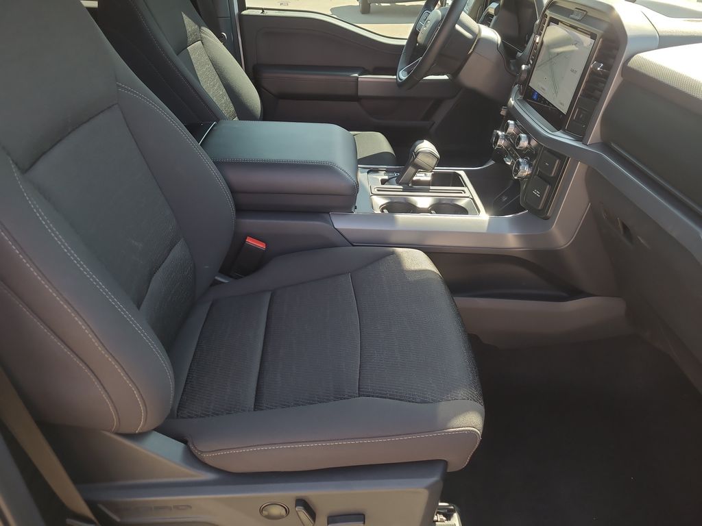 Photo 12
