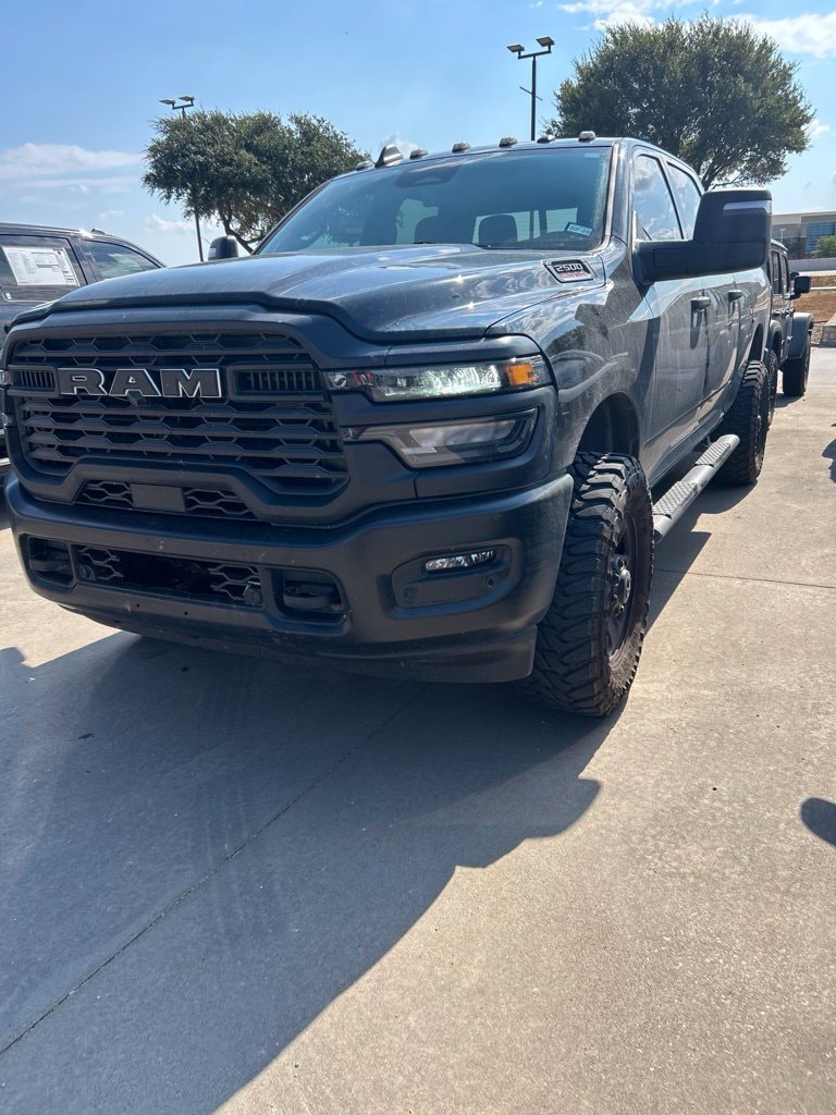 3C6UR5CJ3TG257590
