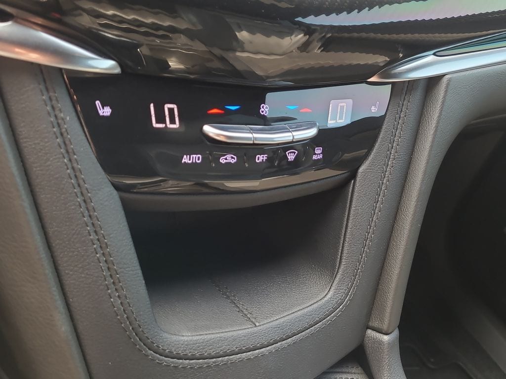 2021 Cadillac XT6 Sport - Photo 28