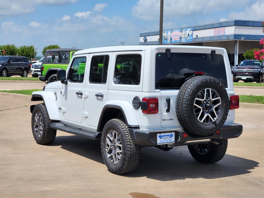 Used 2025 Jeep Wrangler Sahara SUV