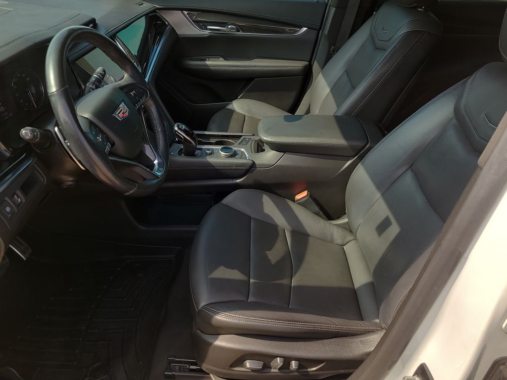 2021 Cadillac XT6 Sport - Photo 24