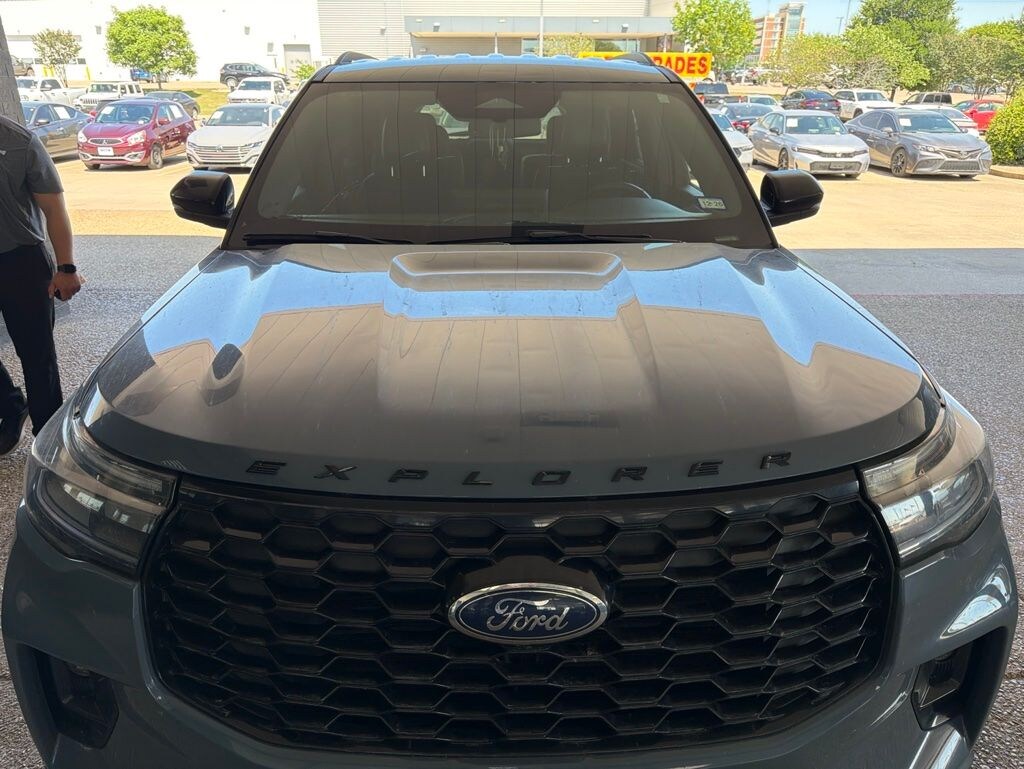 Used 2025 Ford Explorer ST-Line SUV