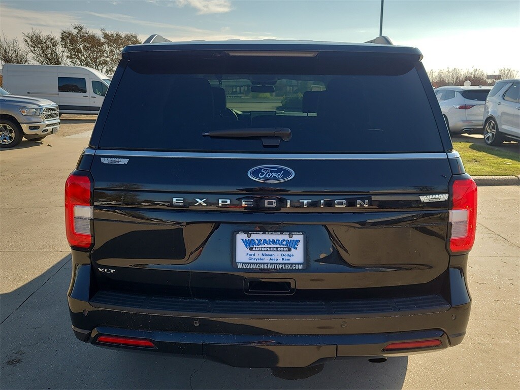 2022 Ford Expedition XLT photo 4