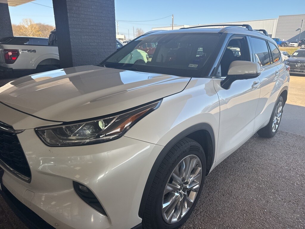 Used 2020 Toyota Highlander Limited SUV