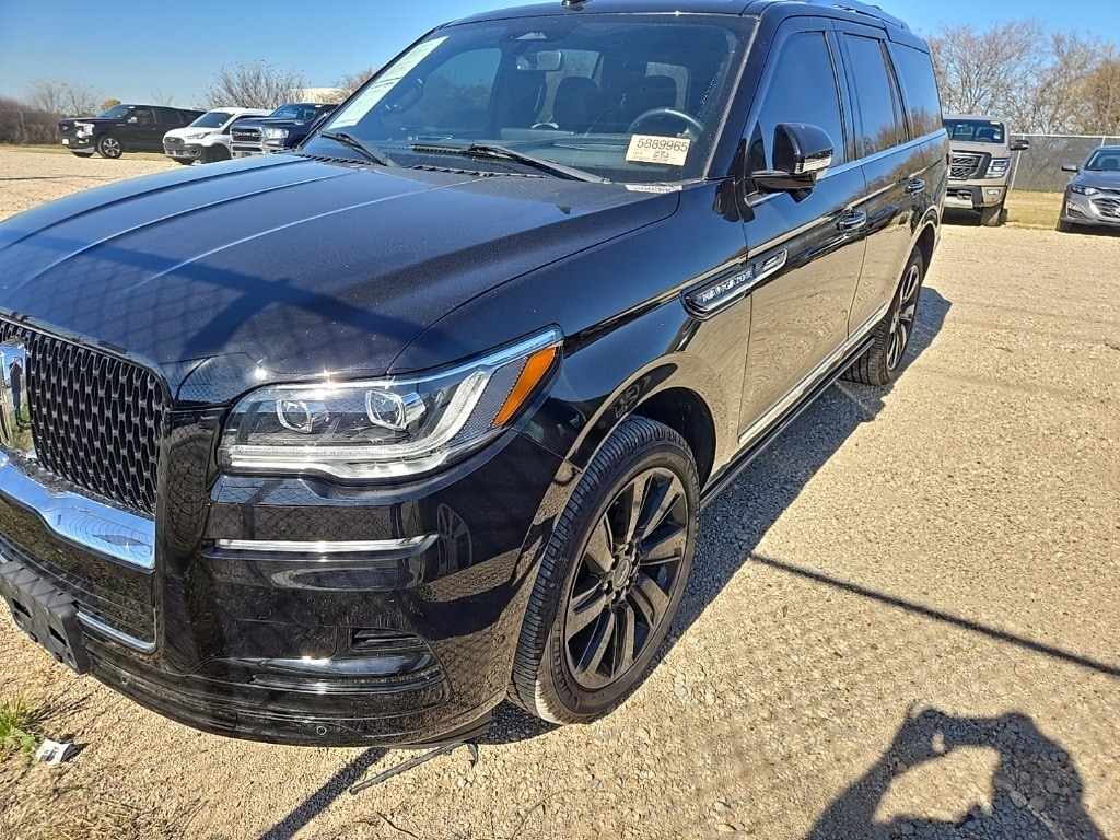 2023 Lincoln Navigator Reserve's photo