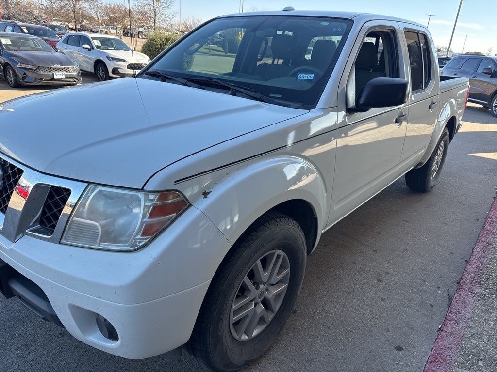 2016 Nissan Frontier SV's photo