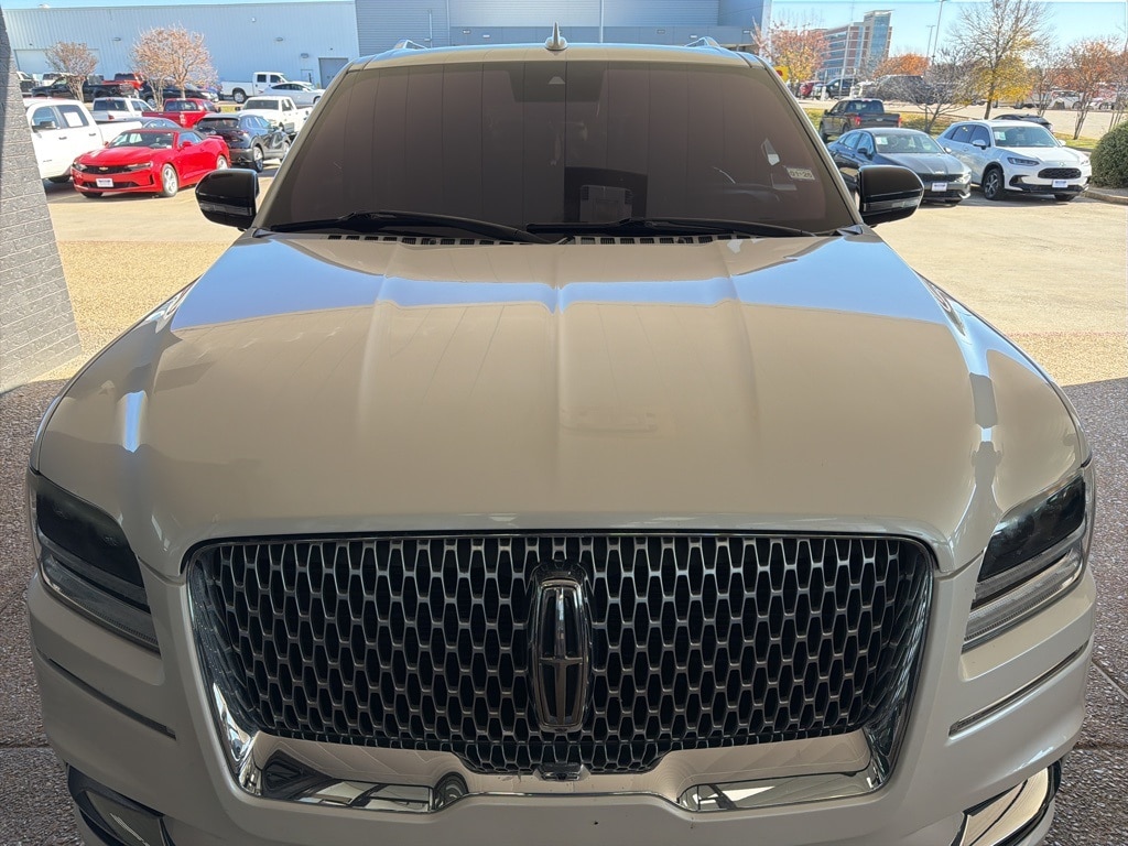 2019 Lincoln Navigator Reserve's photo