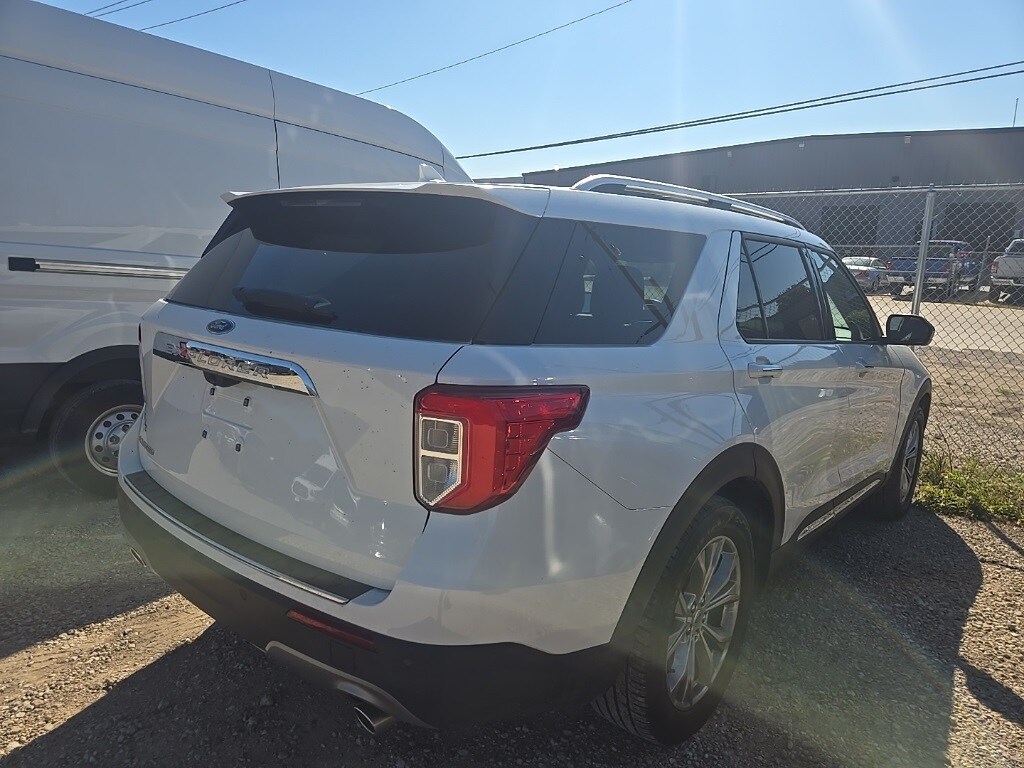 2022 Ford Explorer Limited photo 3