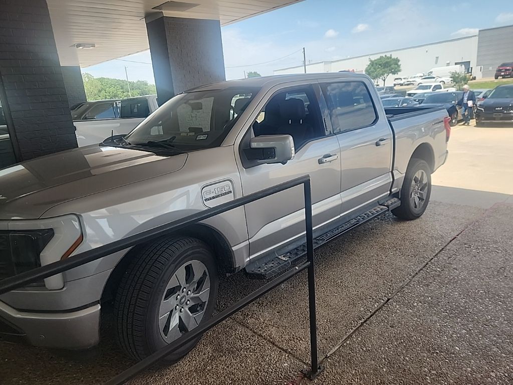 Certified 2022 Ford F-150 Lightning Lariat with VIN 1FTVW1EL7NWG10625 for sale in Waxahachie, TX
