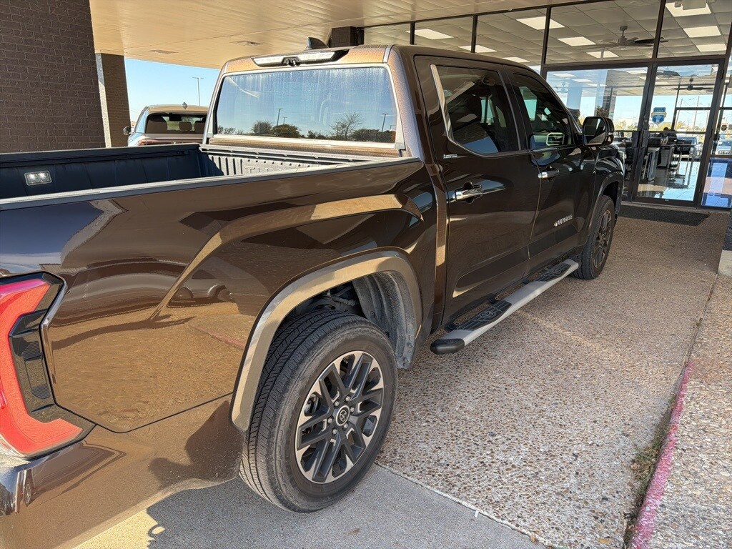 2023 Toyota Tundra Limited photo 4
