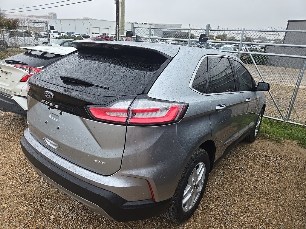 Used 2024 Ford Edge SEL SUV