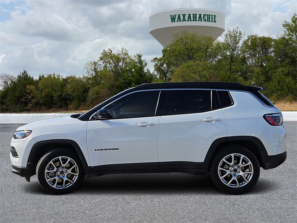 Used 2025 Jeep Compass Limited SUV
