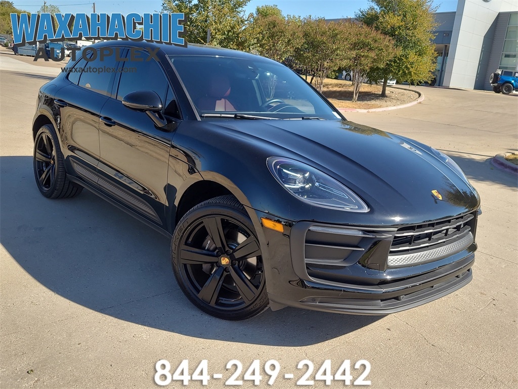 2022 Porsche Macan Base