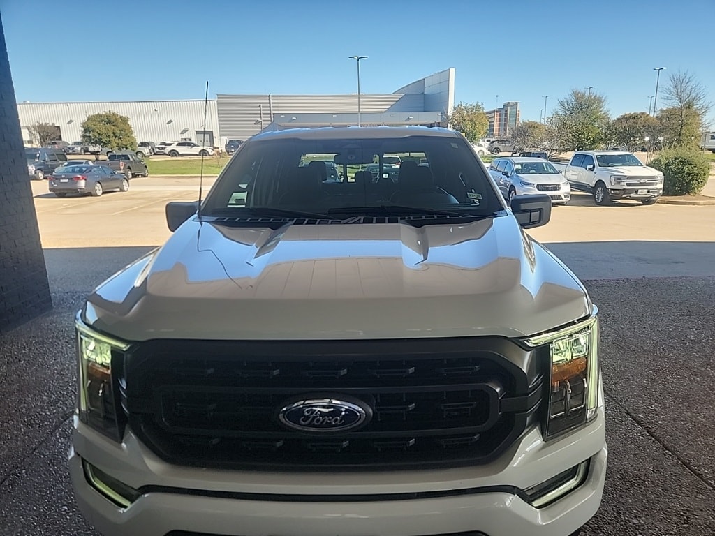 2023 Ford F-150 XLT's photo