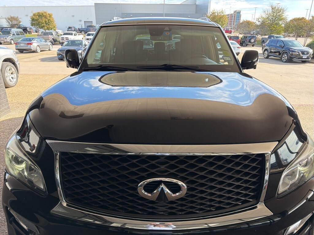 2017 Infiniti QX80 Base photo 3