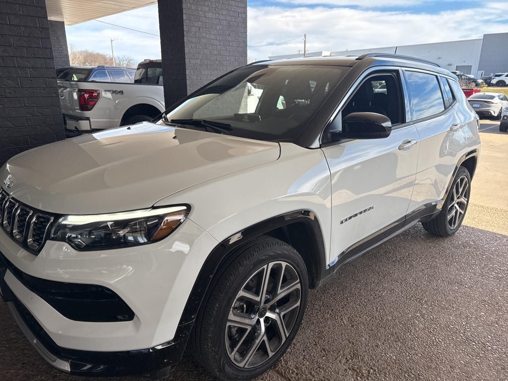 2025 Jeep Compass Limited's photo