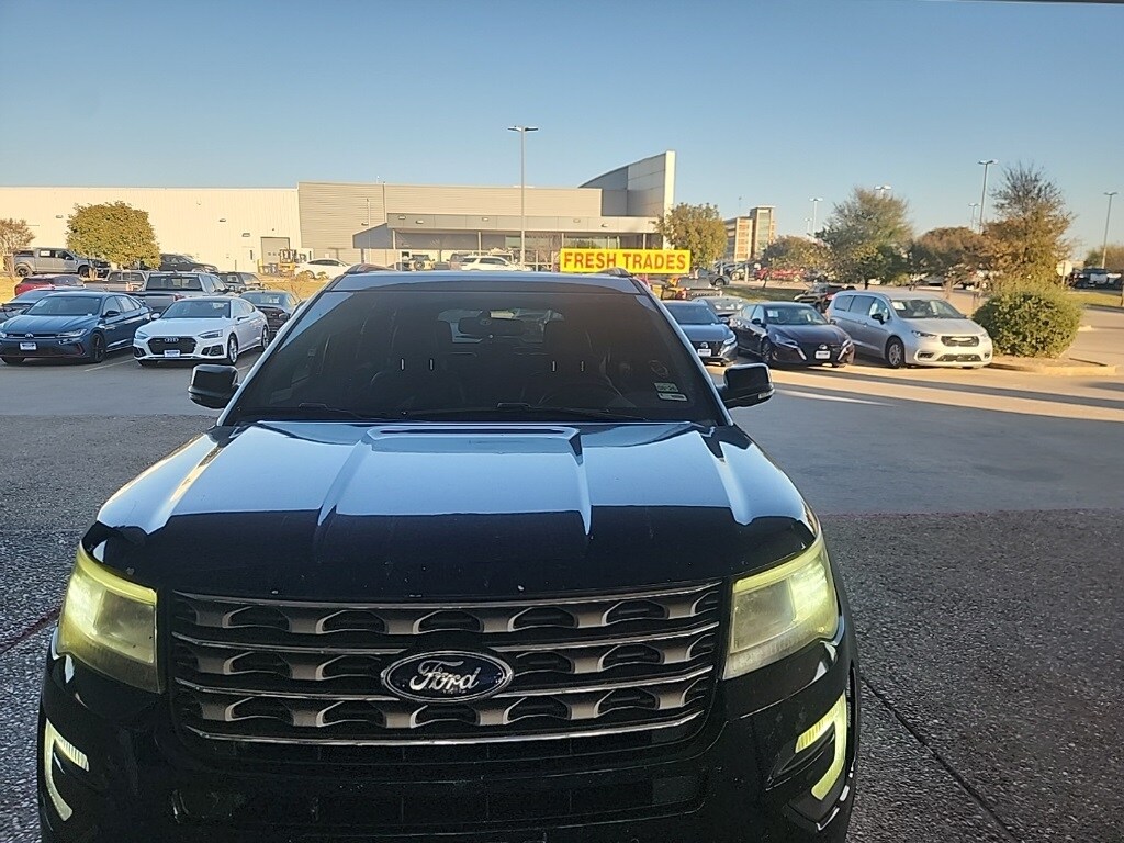 Used 2016 Ford Explorer XLT SUV