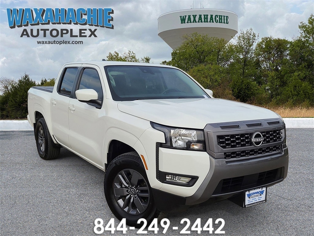 2025 Nissan Frontier SV's photo