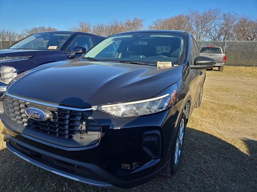 2025 Ford Escape Active's photo