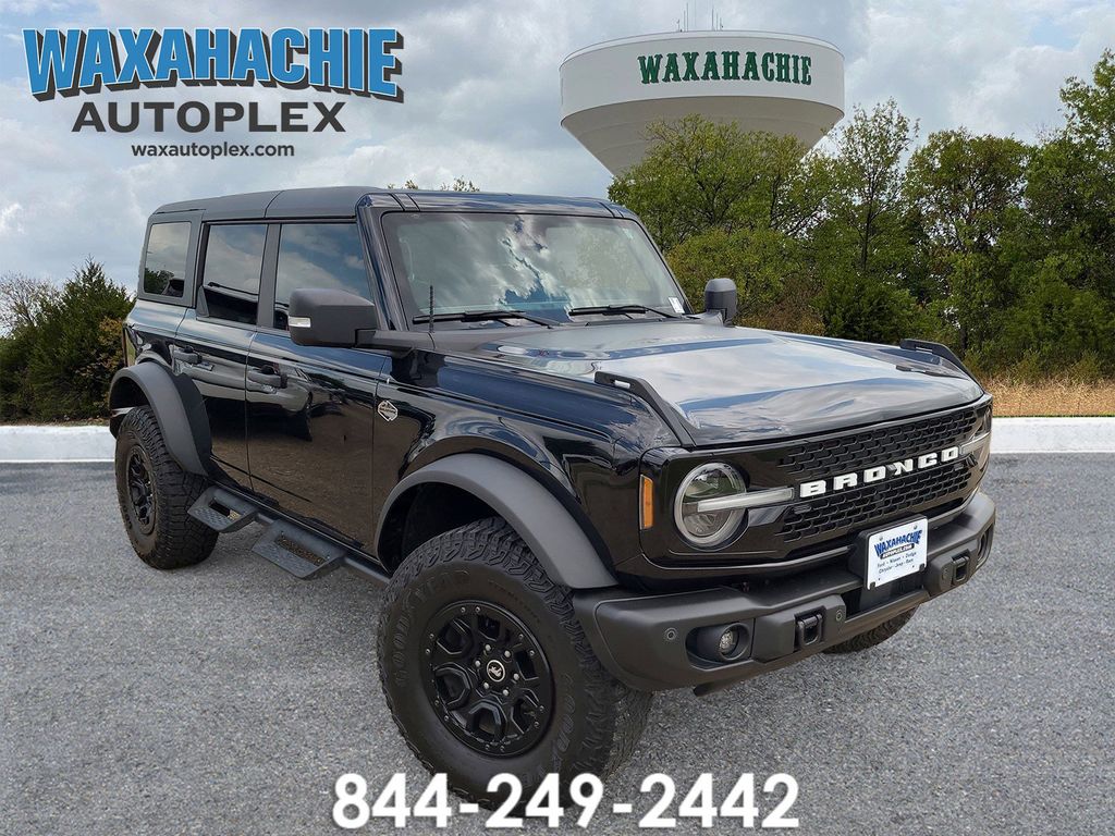 2023 Ford Bronco Wildtrak 4x4's photo