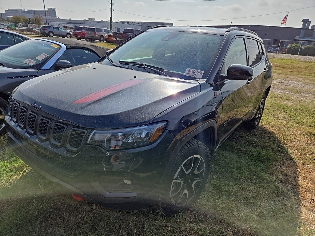 Used 2024 Jeep Compass Trailhawk SUV