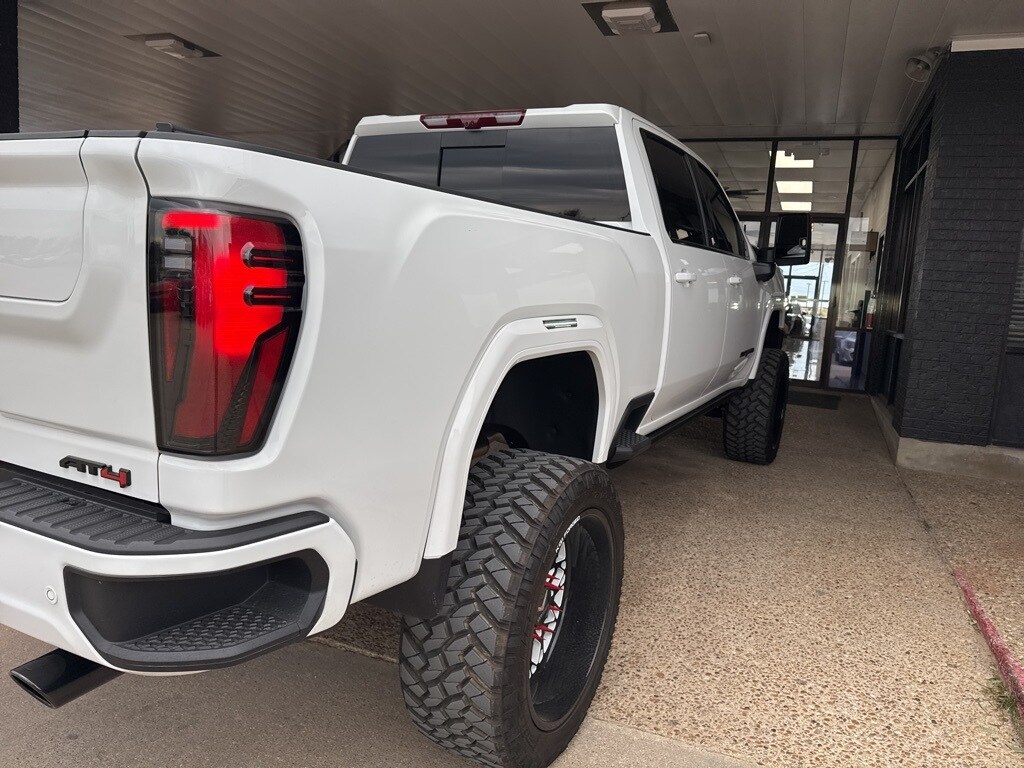 2025 Gmc Sierra HD AT4 photo 3