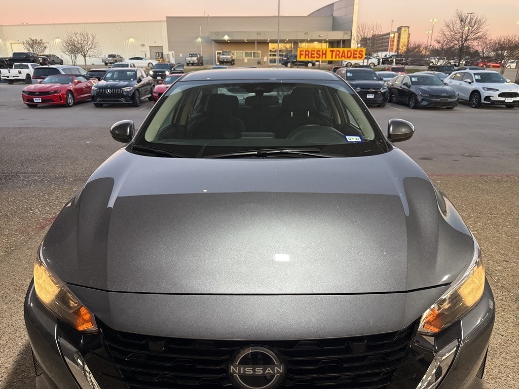 2025 Nissan Sentra S's photo