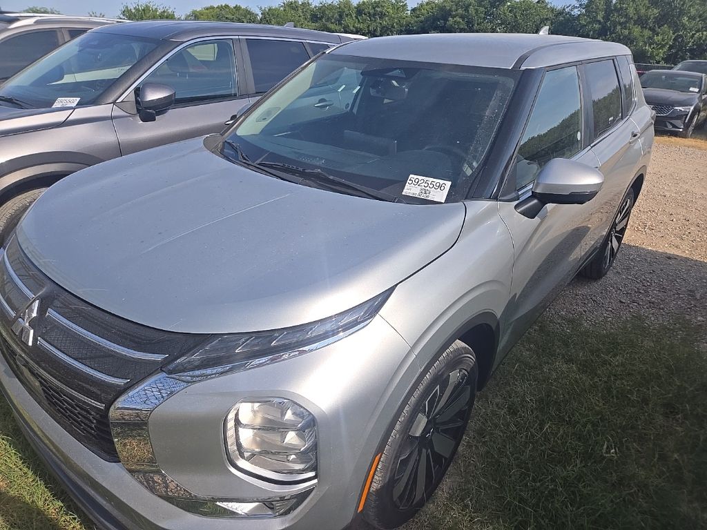 2025 Mitsubishi Outlander