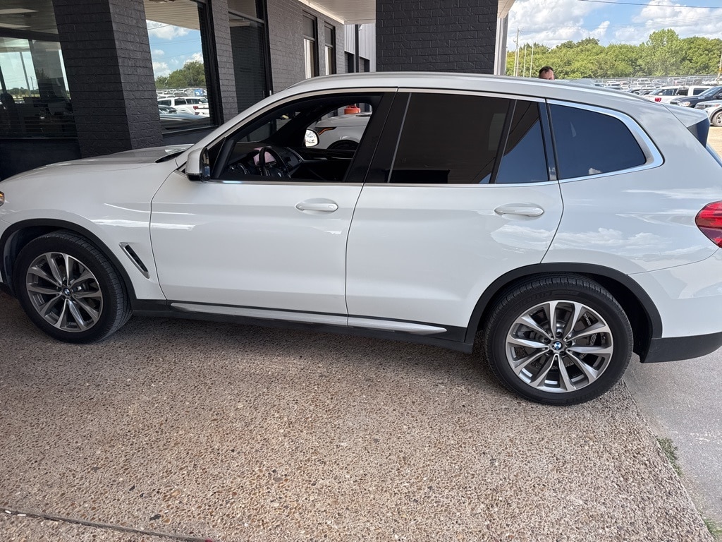 Used 2019 BMW X3 30i with VIN 5UXTR7C56KLR50365 for sale in Waxahachie, TX